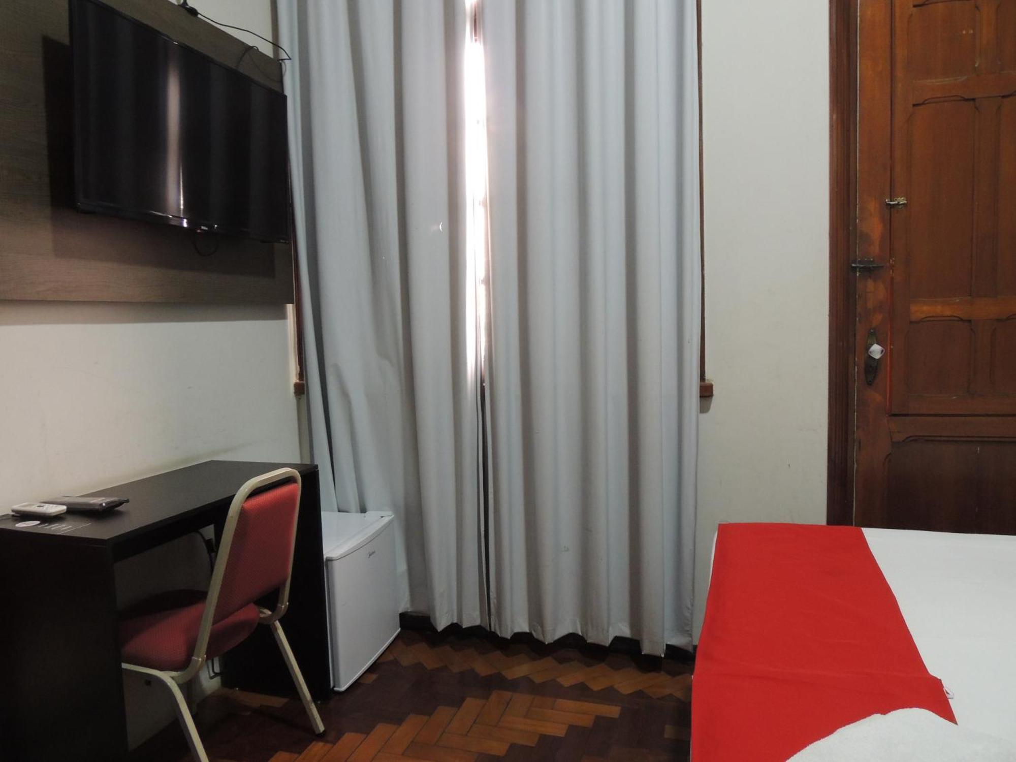 Hotel Gontijo - Proximo A Rodoviaria E Praca Sete 3*
